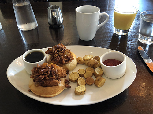 700 Drayton: Breakfast in Savannah